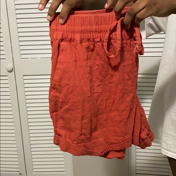 Shorts - Picture 2 of 4